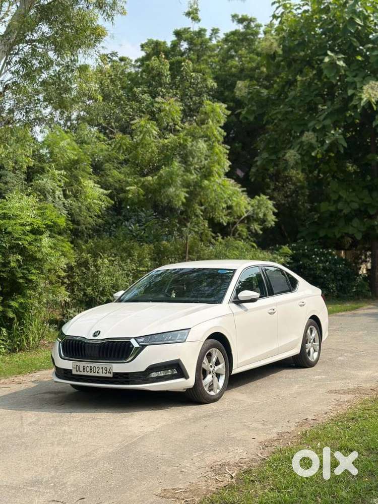 Skoda Octavia 2.0 Style Tsi At, 2022, Petrol