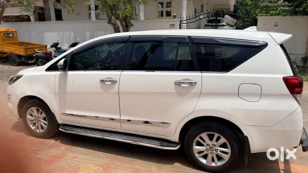 Toyota Innova Crysta 2019 Diesel 8 Setter