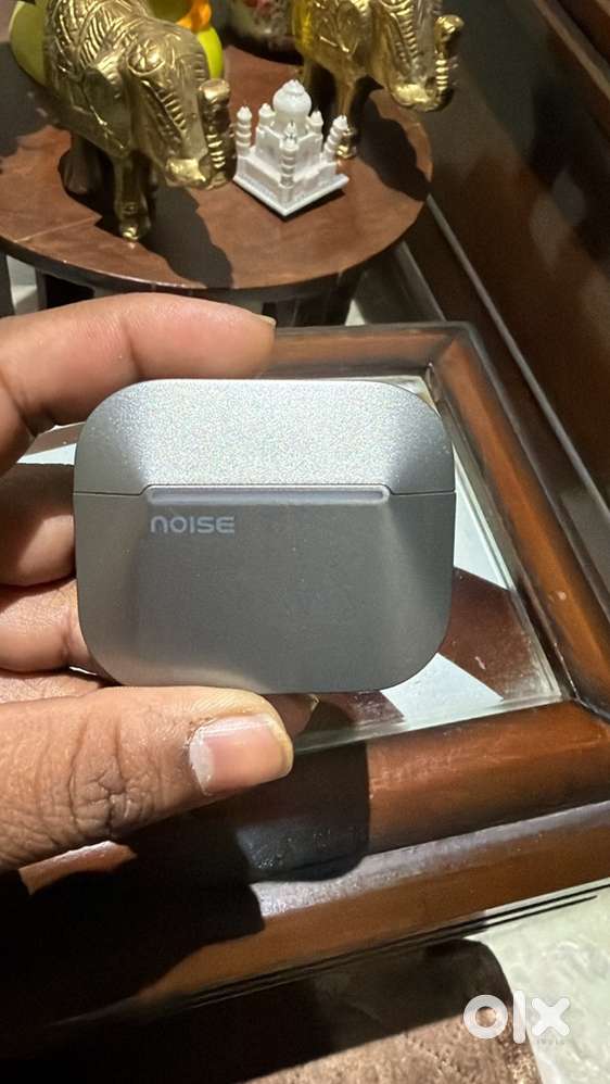 Noise ALT  BUD TWS earbud