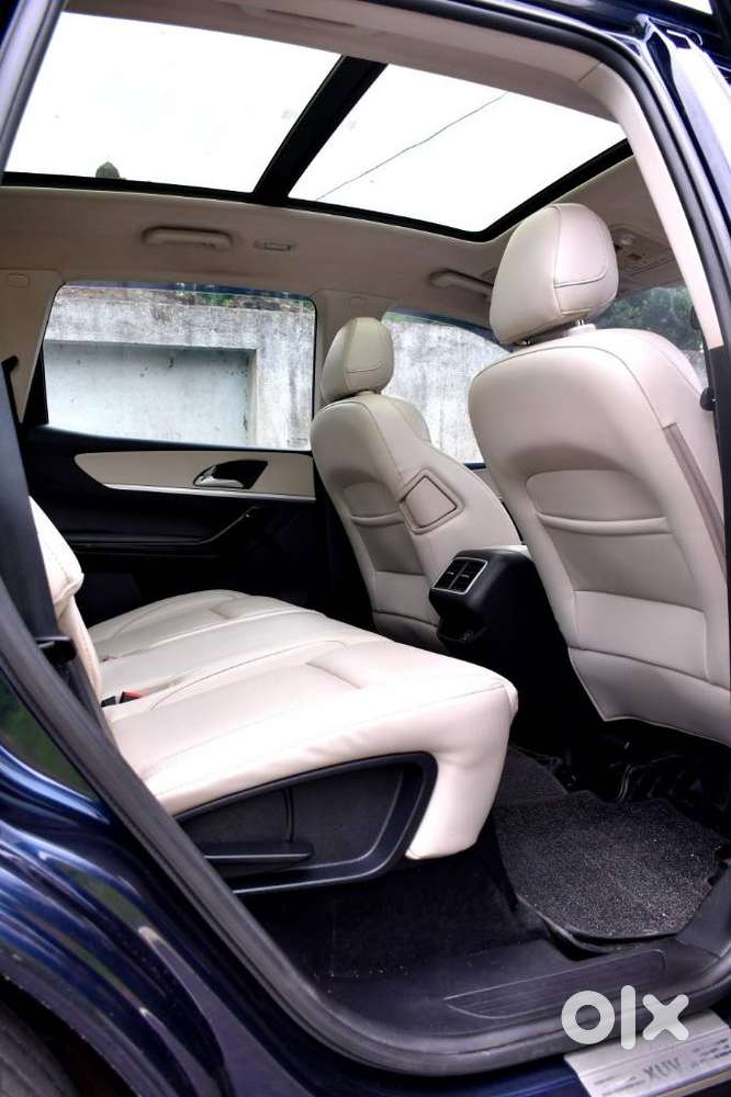 Mahindra Xuv700 2.2 Ax 7 Diesel Mt Luxury Pack Str, 2023, Diesel