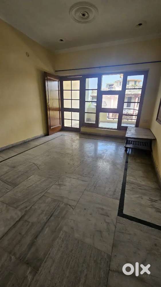 Spacious unfurnished 2 BHK portion for Rent in Anand Avenue, Amritsar