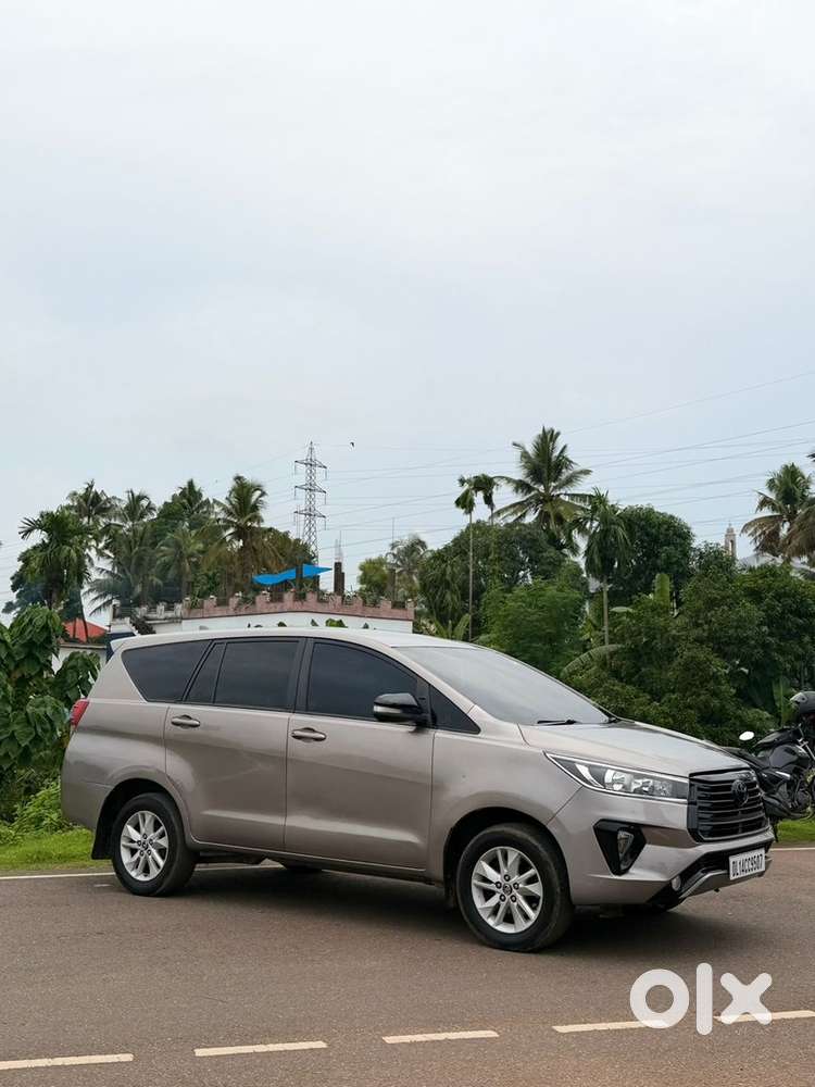 Toyota Innova Crysta 2016