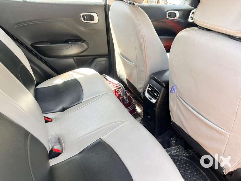 Hyundai Venue 2019 Diesel Well Maintained