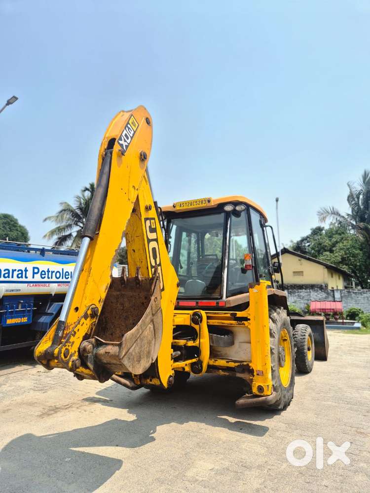 Mahindra Vision S Sub-4metre Suv Others, 2016, Diesel