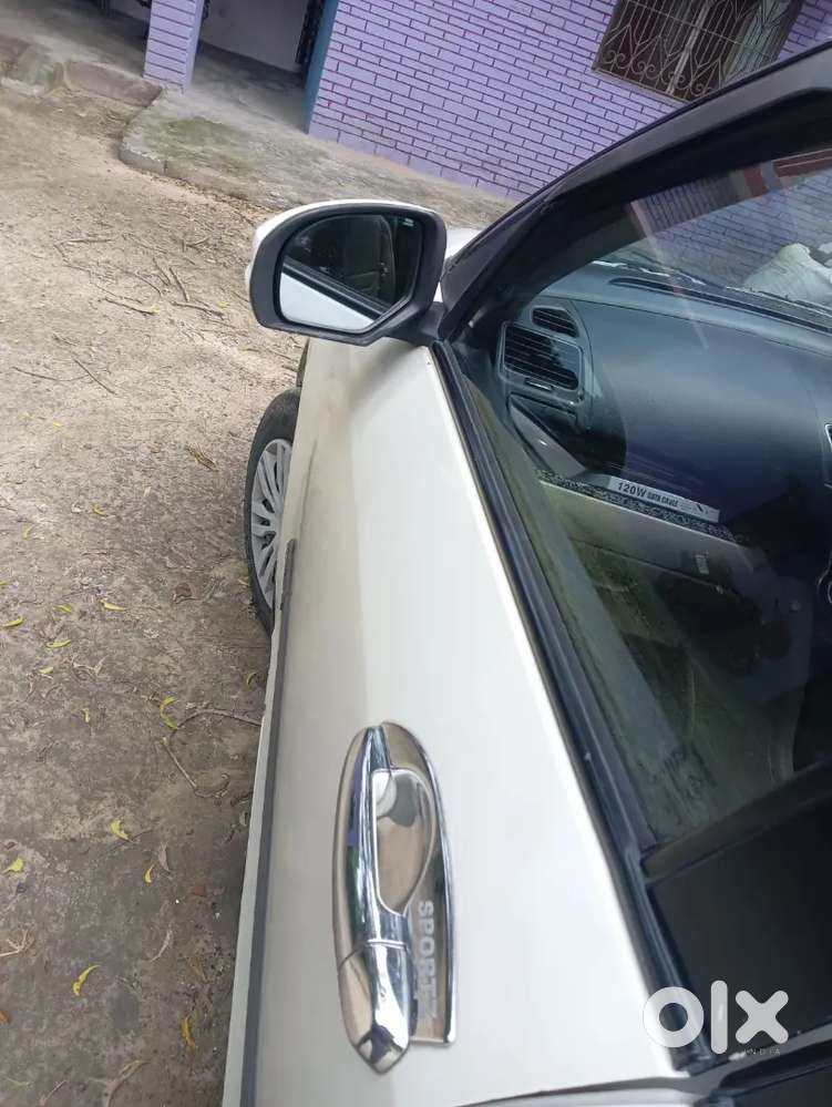 Maruti Suzuki Dzire Vxi 2016
