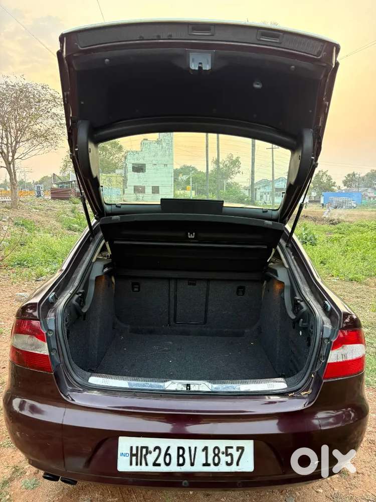 Skoda Superb 2012 Diesel Well Maintained