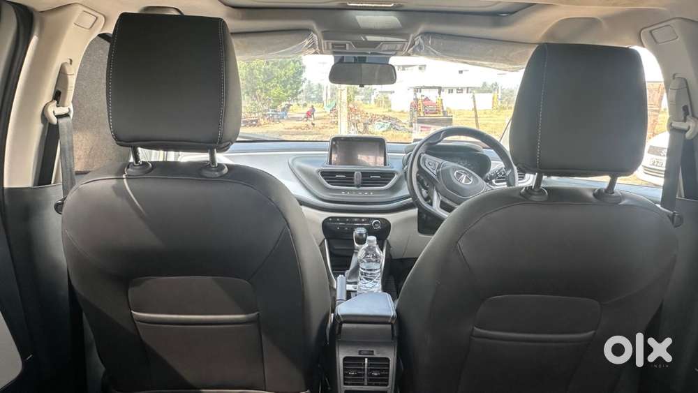 Tata Altroz 2023 Petrol 17500 Km Driven