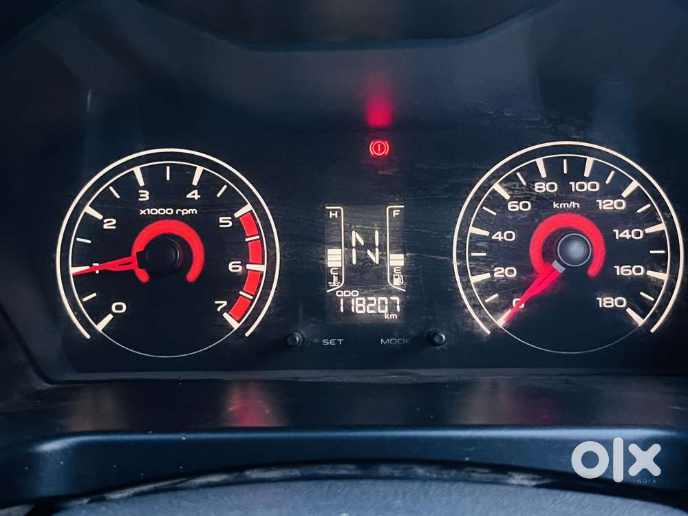 Mahindra Kuv 100, 2017, Diesel