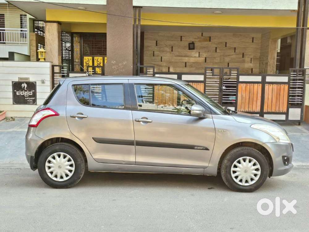 Maruti Suzuki Swift 2011-2014 Vxi, 2012, Petrol