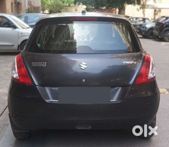 Maruti Suzuki Swift Lxi Optional-o, 2017, Petrol