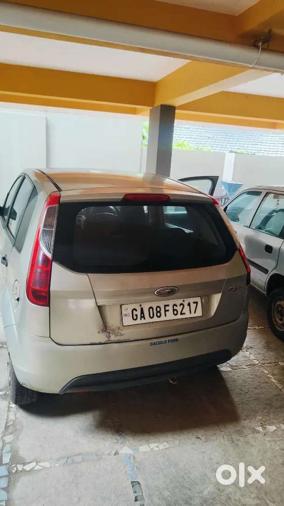Ford Figo Petrol 2011 Variant