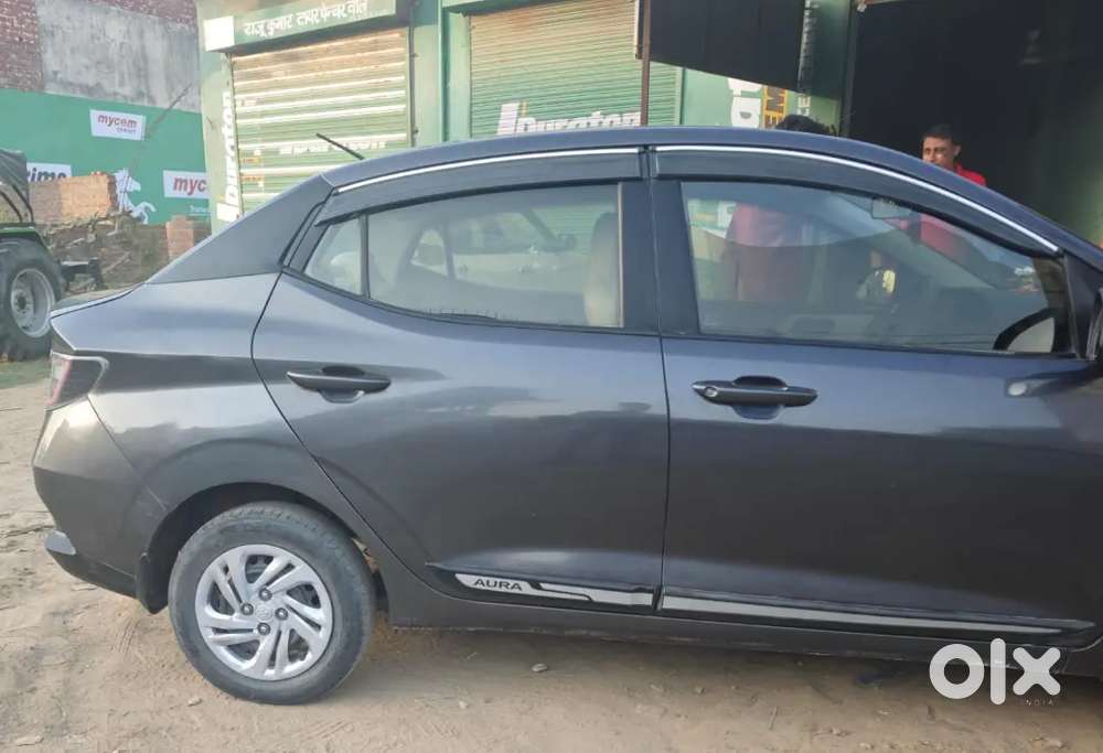 Hyundai Aura 2021 Cng & Hybrids 60000 Km Driven, 1st Owner