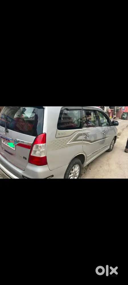 Toyota Innova 2014 Diesel 245000 Km Driven