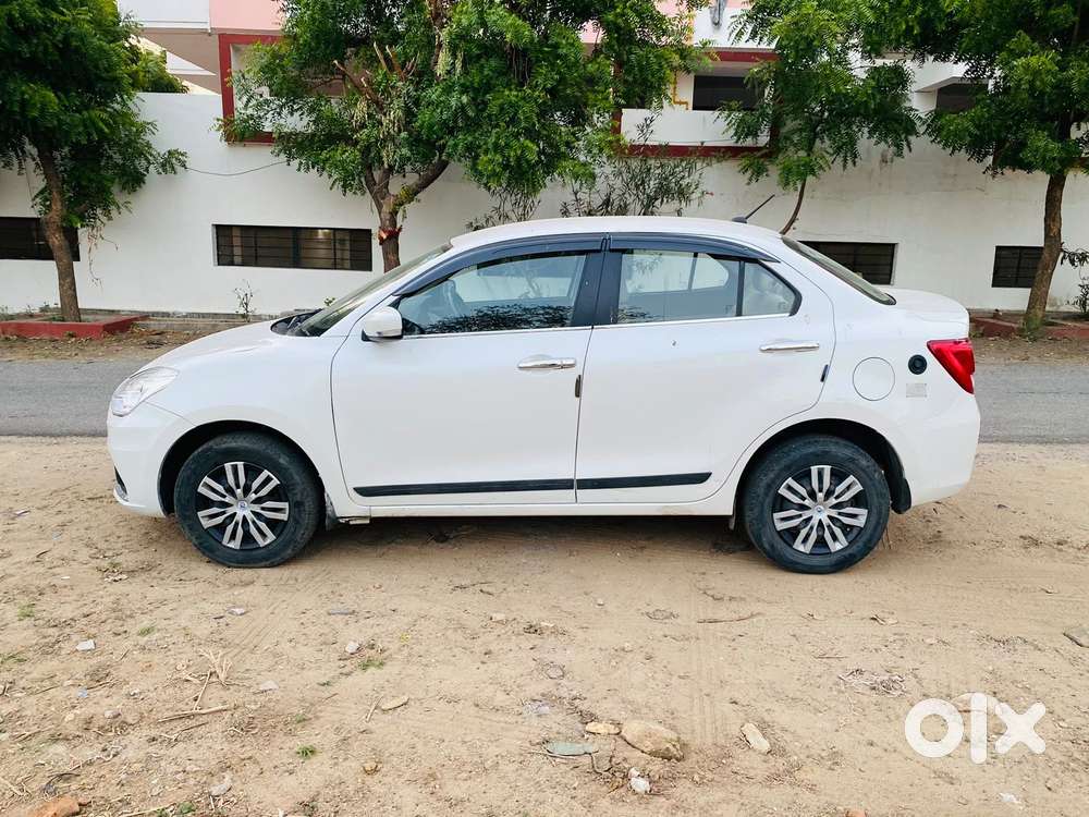 Maruti Suzuki Dzire 1.2 Vxi Cng, 2022, Petrol