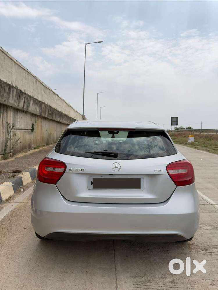 Mercedes-benz A-class Limousine 2015 Diesel 73500 Km Driven Sport Seat