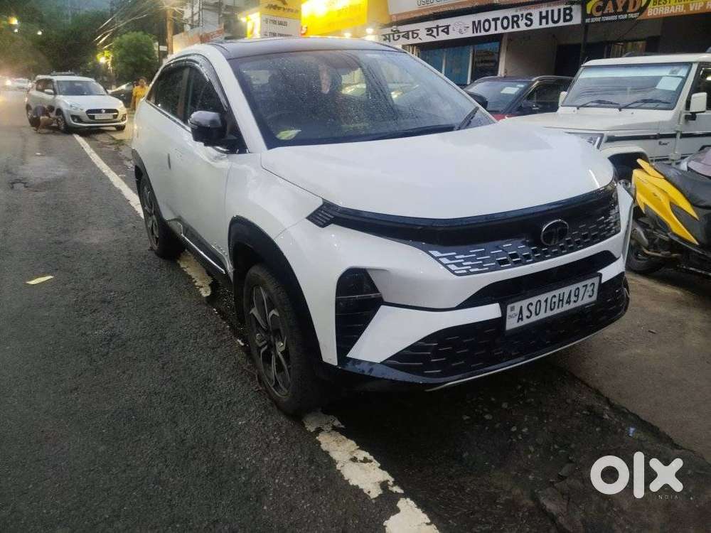 Tata Curvv Creative 1.2 Revotron Petrol 6mt, 2025, Petrol