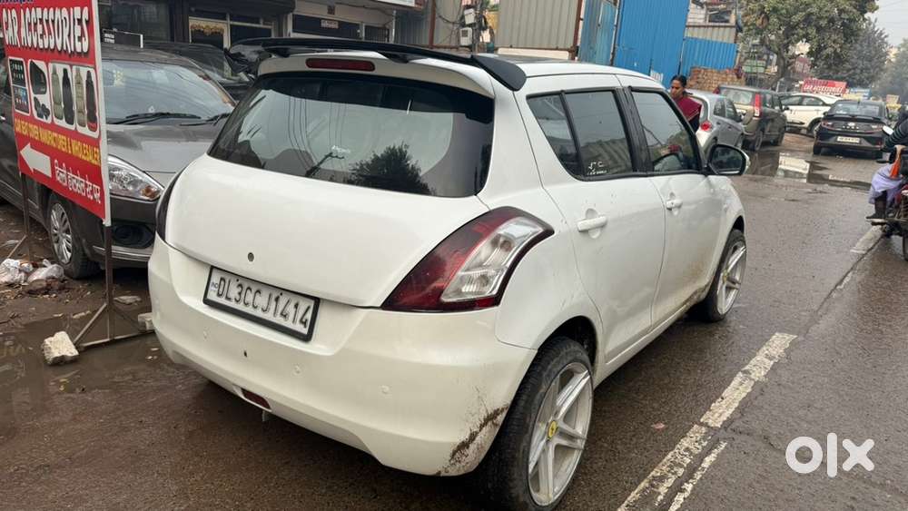 Maruti Suzuki Swift 2015 Petrol 105000 Km Driven