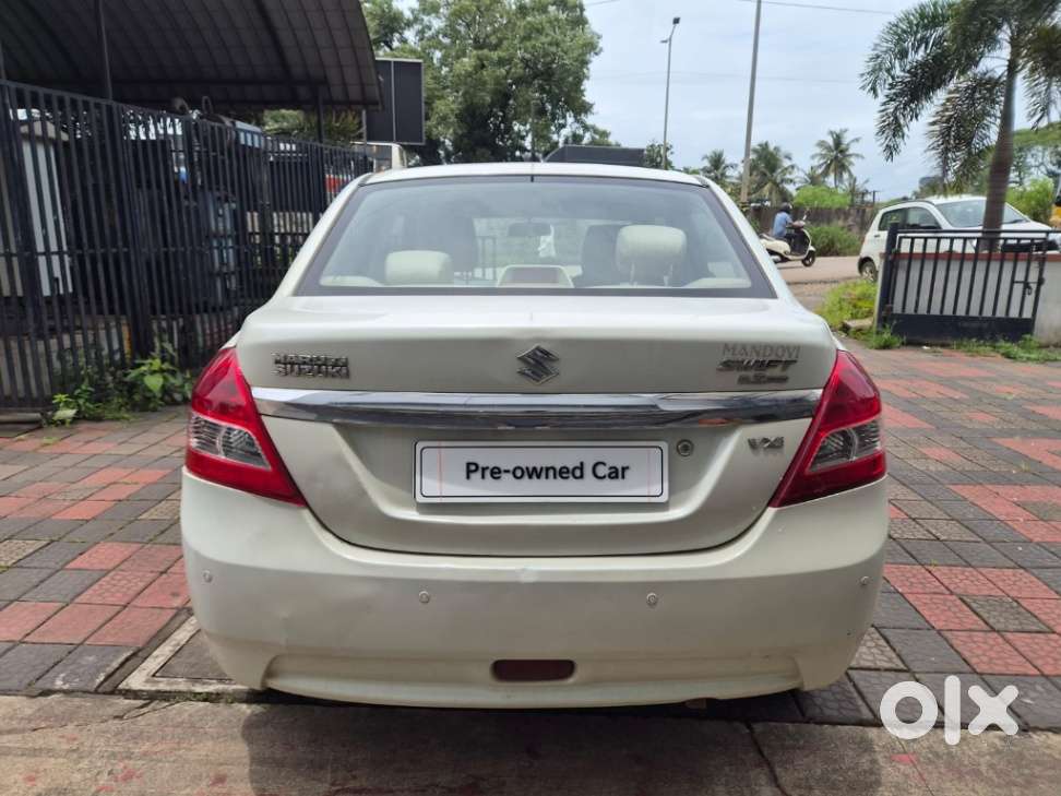 Maruti Suzuki Swift Dzire 1.2 Vxi Bsiv, 2014, Petrol