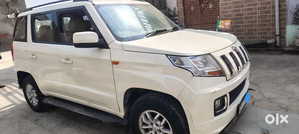 Mahindra Tuv 300 2017 Diesel Well Maintained