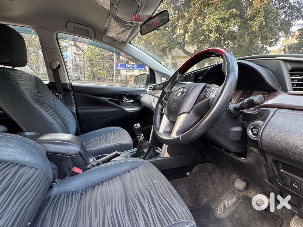 Toyota Innova Crysta 2.7 V, 2021, Petrol
