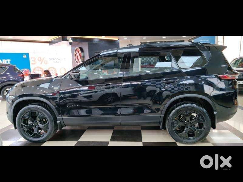 Tata Safari Adventure Plus Dark Edition At, 2022, Diesel