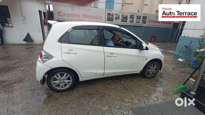 Honda Brio V Mt, 2013, Petrol