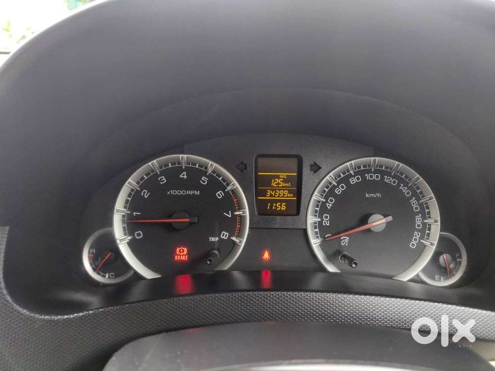 Maruti Suzuki Swift Dzire 1.2 Vxi Bsiv, 2013, Petrol