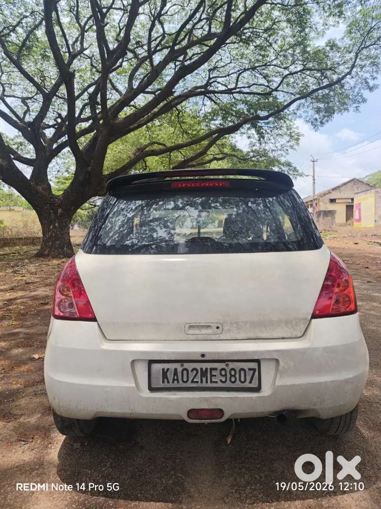 Maruti Suzuki Swift 2010 200000 Km Driven