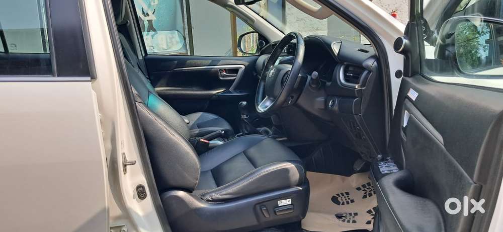 Toyota Fortuner 4x2 Mt 2.8 Diesel, 2022, Diesel