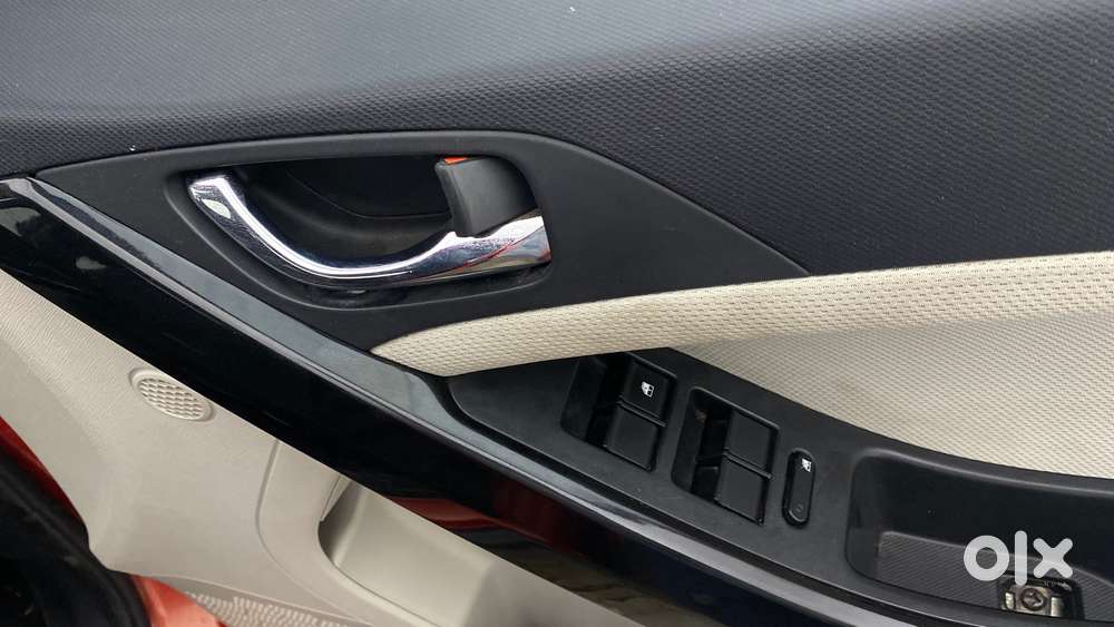 Tata Nexon 1.2 Revotron Xza Plus Premium, 2022, Petrol