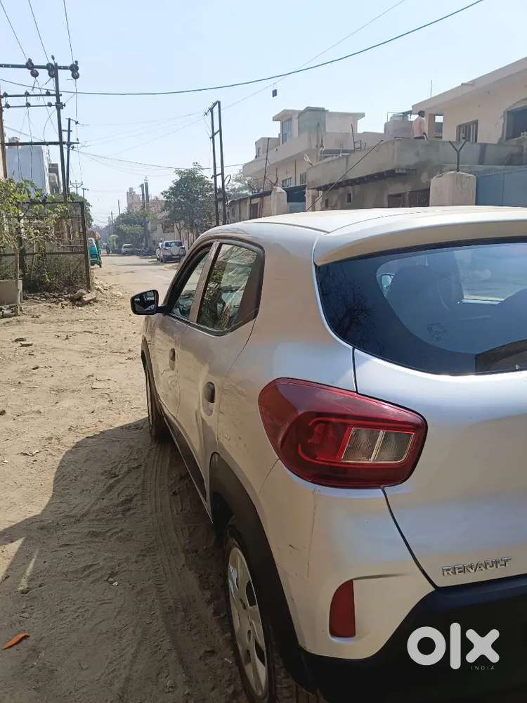 Selling My Well-maintained Renault Kwid Rxl 0.8 (2021 Model).