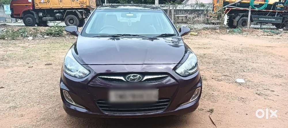 Hyundai Fluidic Verna 2013 Cng
