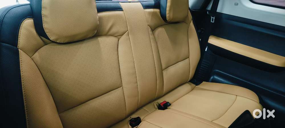 Mahindra Scorpio-n 2.0 Z2 Petrol Mt 7 Str, 2025, Petrol