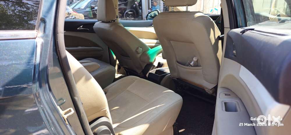 Mahindra Marazzo M8, 2019, Diesel