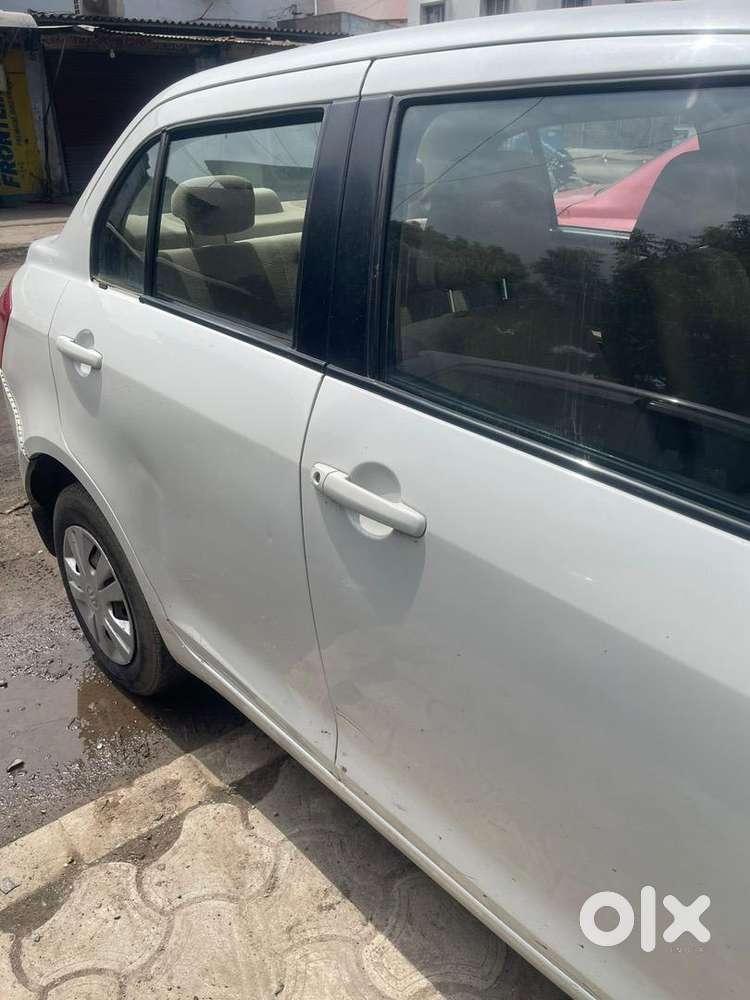 Maruti Suzuki Swift Dzire 2014 Petrol Well Maintained