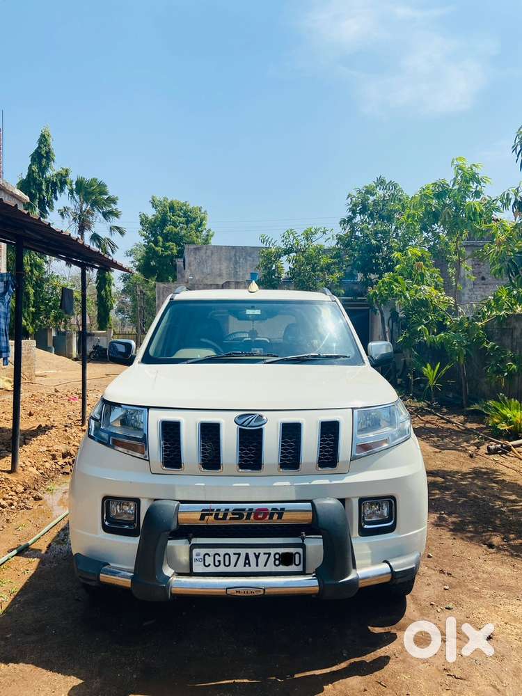 Mahindra Tuv 300 T8