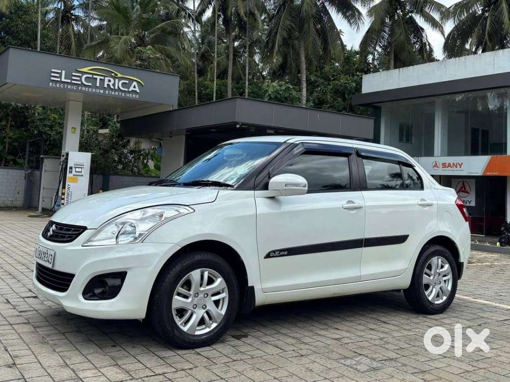 Maruti Suzuki Dzire 1.2 Zxi, 2012, Petrol