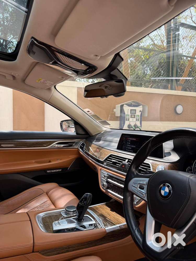Bmw  Model- 730ld  Variant- 730ld Dpe Signature  Year- 2016