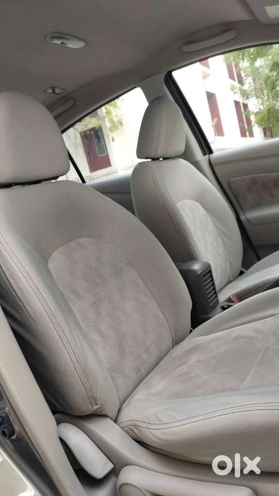 Nissan Sunny, 2015, Diesel