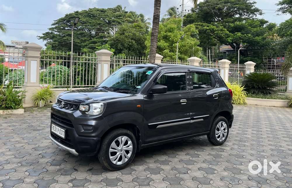 Maruti Suzuki S-presso Vxi, 2022, Petrol