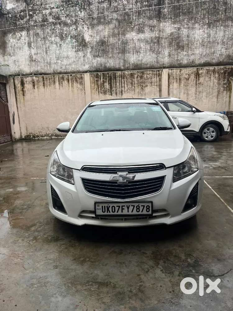 Well Maintained Car Parking Space Ki Vjh Se Sale Kr Re H 2or H