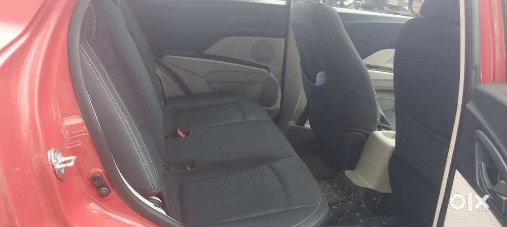 Mahindra Xuv300 W6, 2022, Petrol