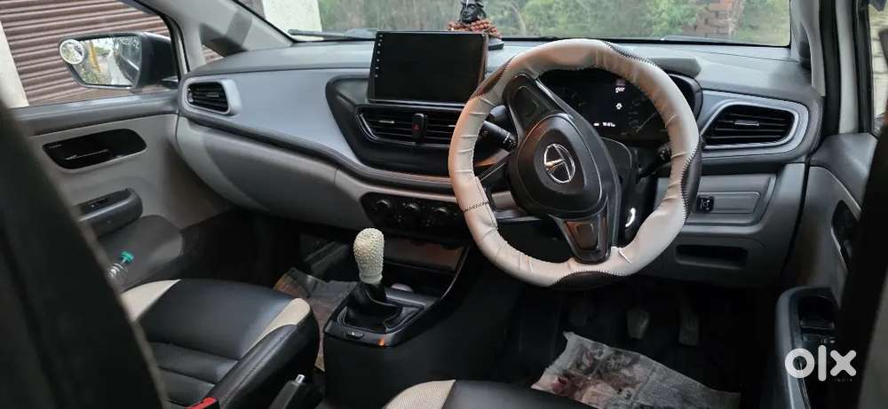 2020 Tata Altroz Xe Petrol