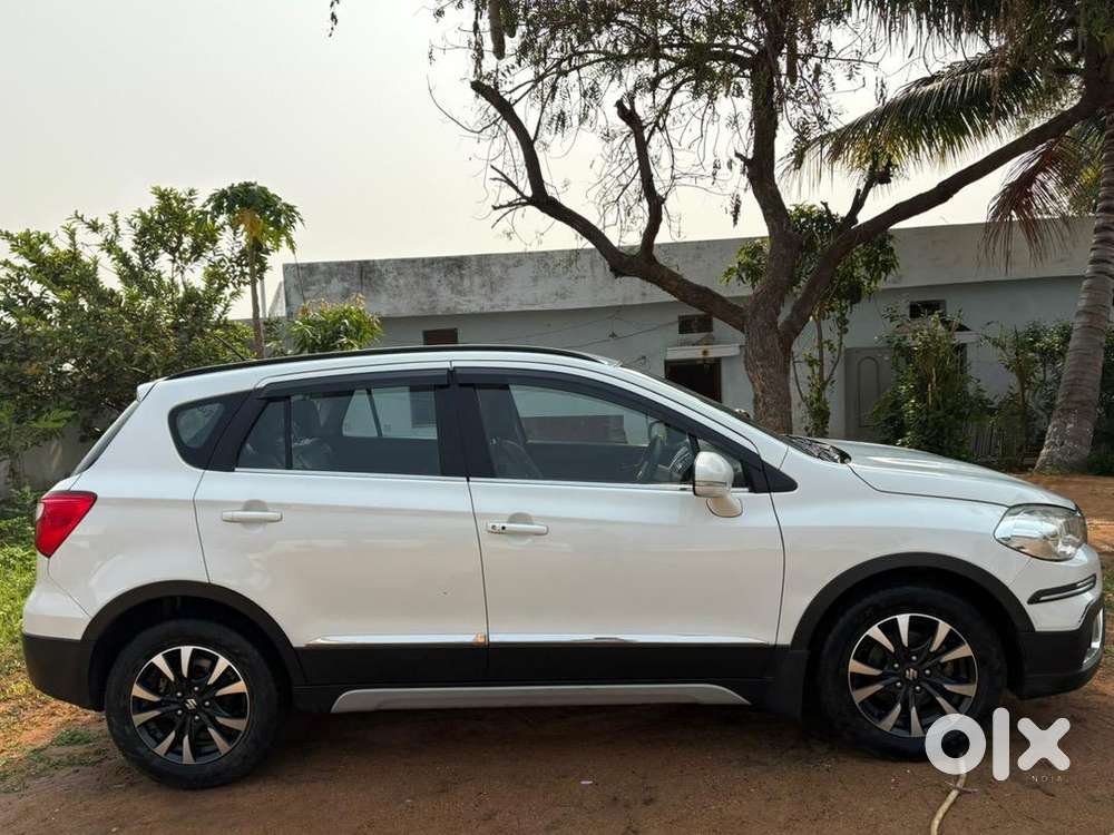 Maruti Suzuki S-cross 2022 Petrol Good Condition