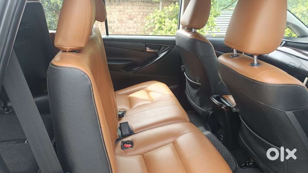 Toyota Innova Crysta 2.8 Gx At 8s, 2017, Diesel