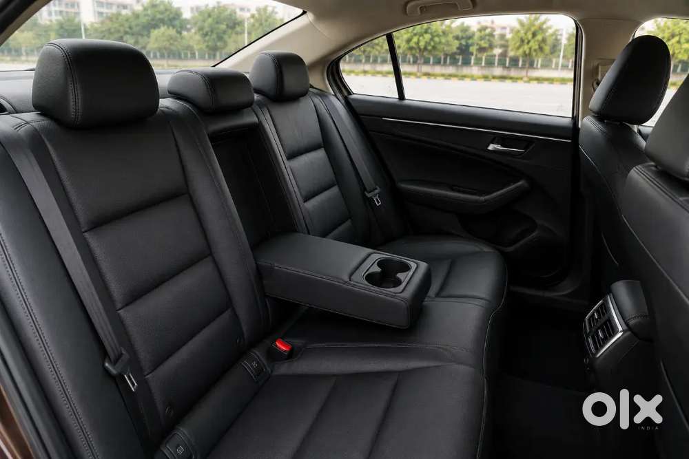 Immaculate Honda Amaze Vx Mt 2022  30k Km  Premium Leather Interior