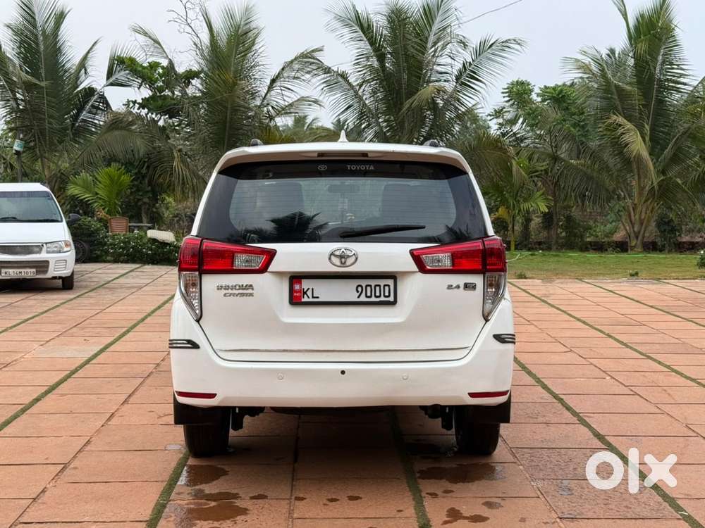Toyota Innova Crysta 2017 Diesel Manual
