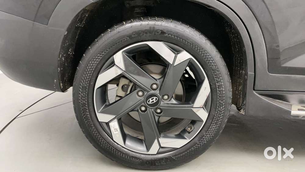 Hyundai Alcazar 1.5 Tdct Signature (o) 7s Petrol, 2023, Petrol