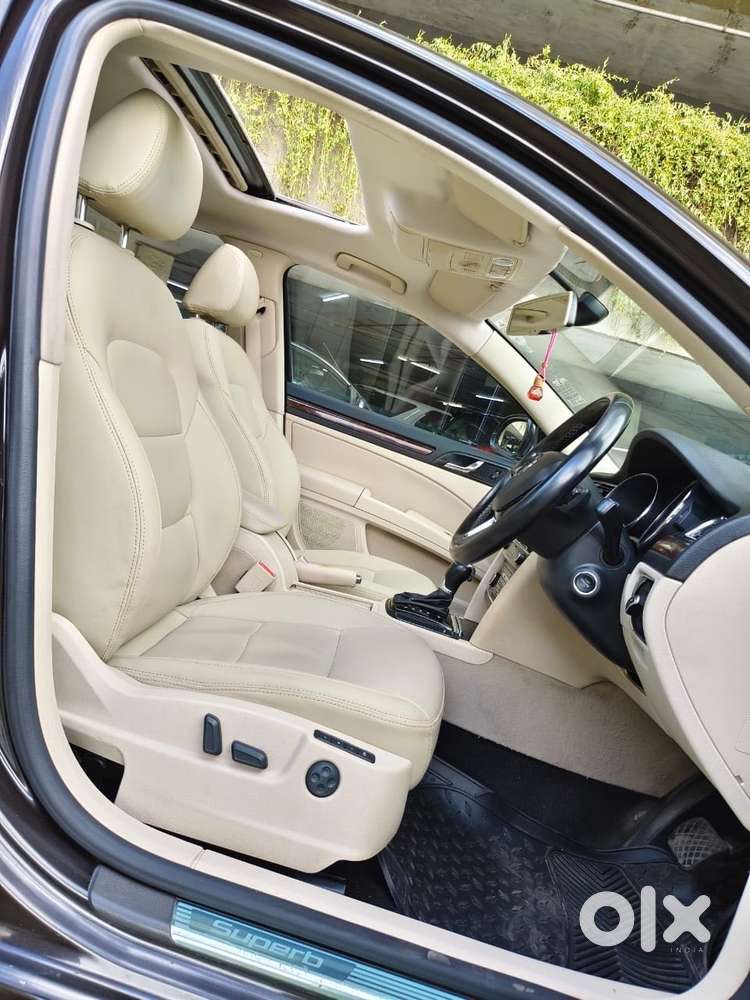 Skoda Superb Elegance 1.8 Tsi At, 2015, Petrol