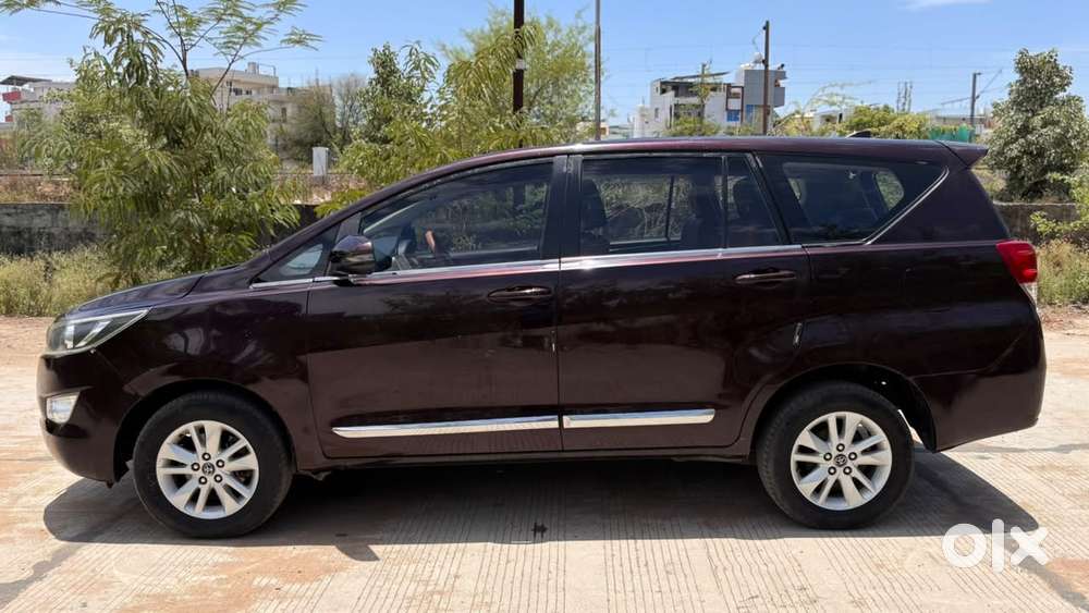 Toyota Innova Crysta 2.4 G Mt, 2018, Diesel